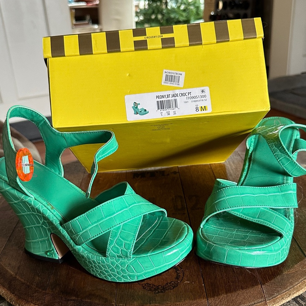 Circus by Sam Edelman Jade Croc-Embossed Heels